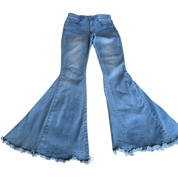 Vintage Wild Altar'd State Bell Bottom Blue Jeans-All the 70's Flare - Picture 1 of 8